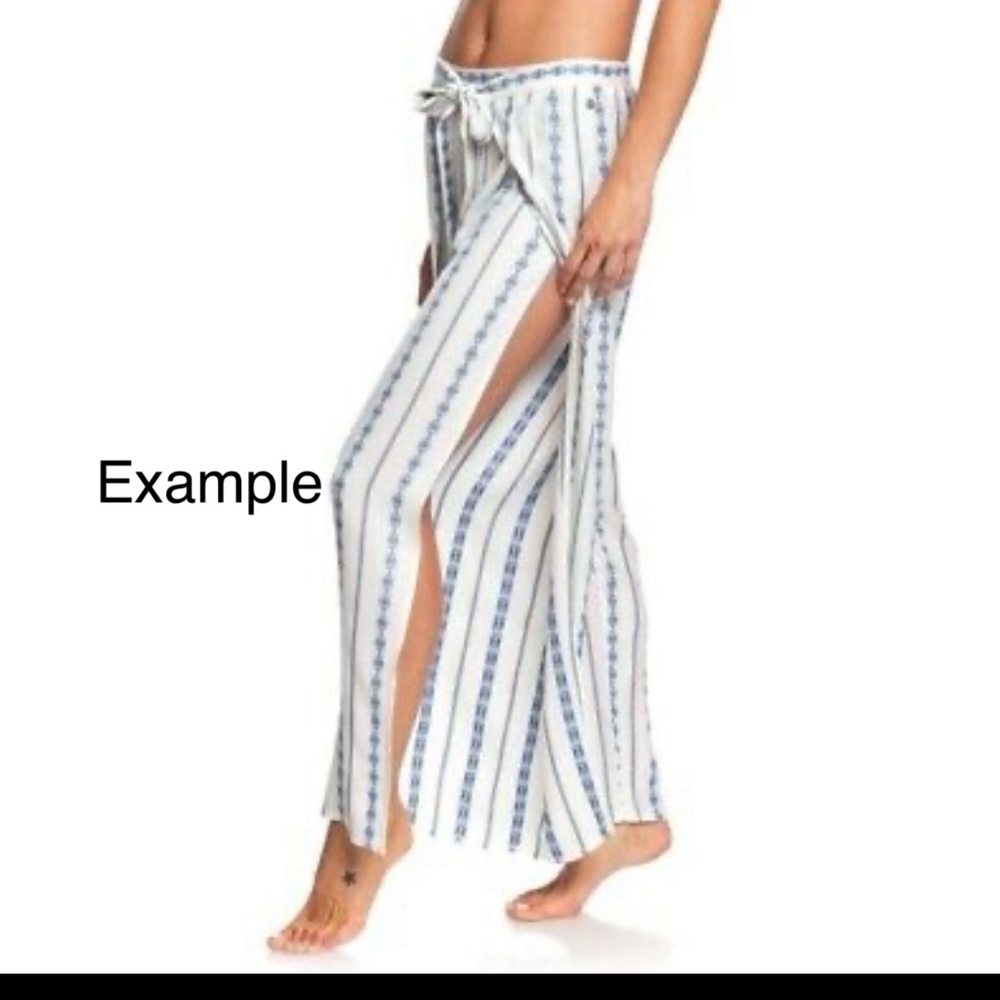 White striped scoop pants size 4-6